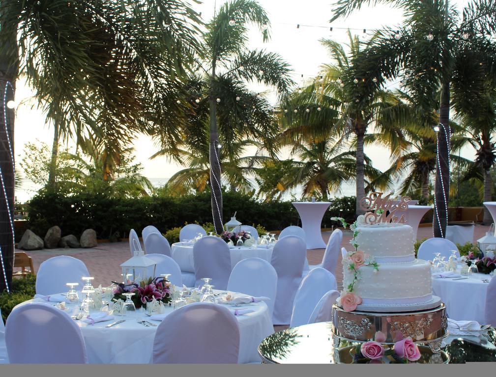 Aruba Surfside Marina Hotel โอรันเยสตัด ภายนอก รูปภาพ