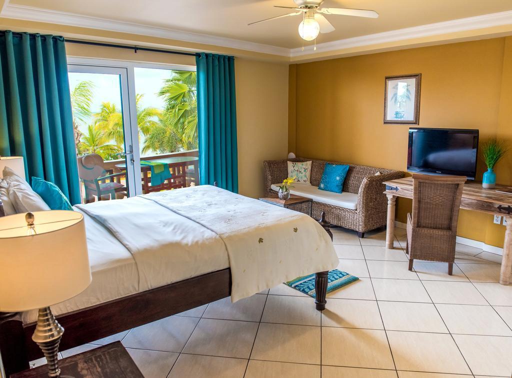 Aruba Surfside Marina Hotel โอรันเยสตัด ภายนอก รูปภาพ