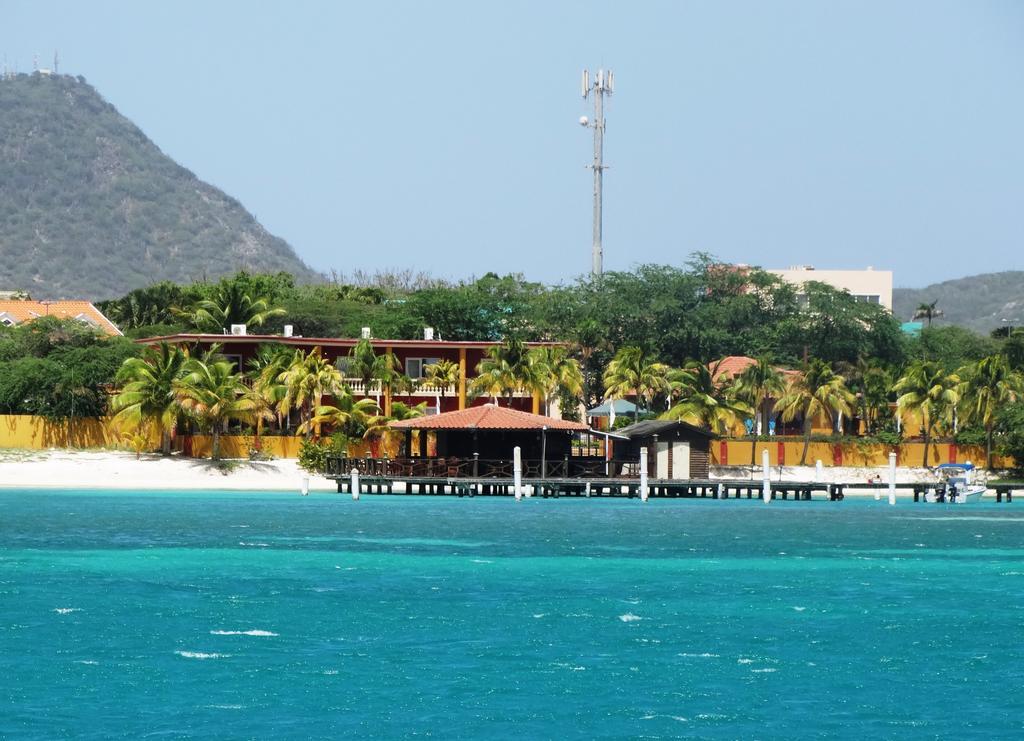 Aruba Surfside Marina Hotel โอรันเยสตัด ภายนอก รูปภาพ