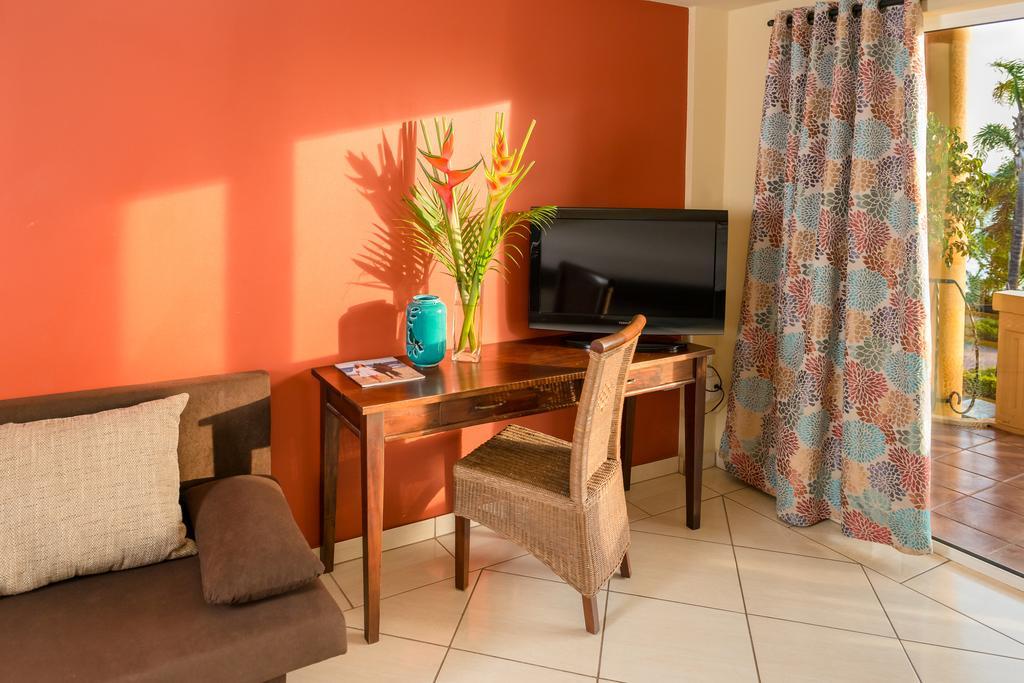 Aruba Surfside Marina Hotel โอรันเยสตัด ภายนอก รูปภาพ